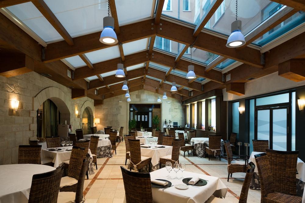 Rice Palacio De Los Blasones Бургос Экстерьер фото